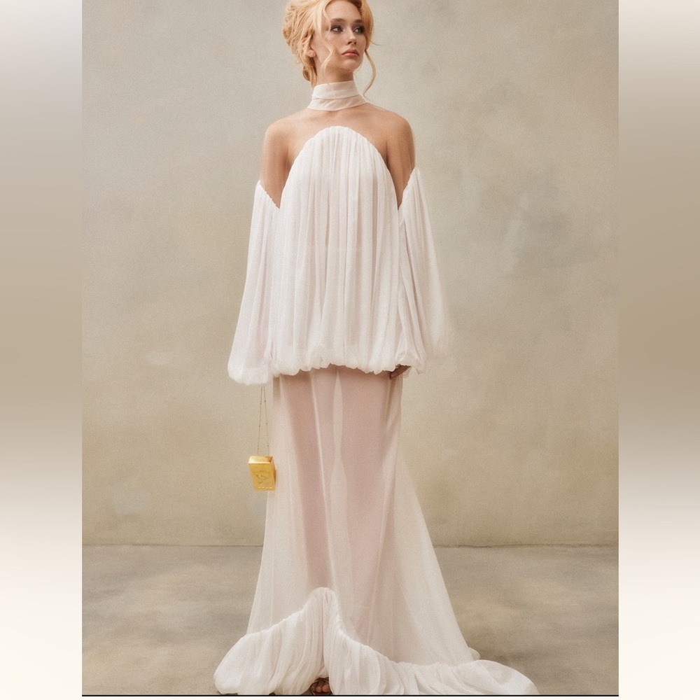 DATT OFFICIAL MOON GOWN NEVER WORN. - Picture 2 of 6